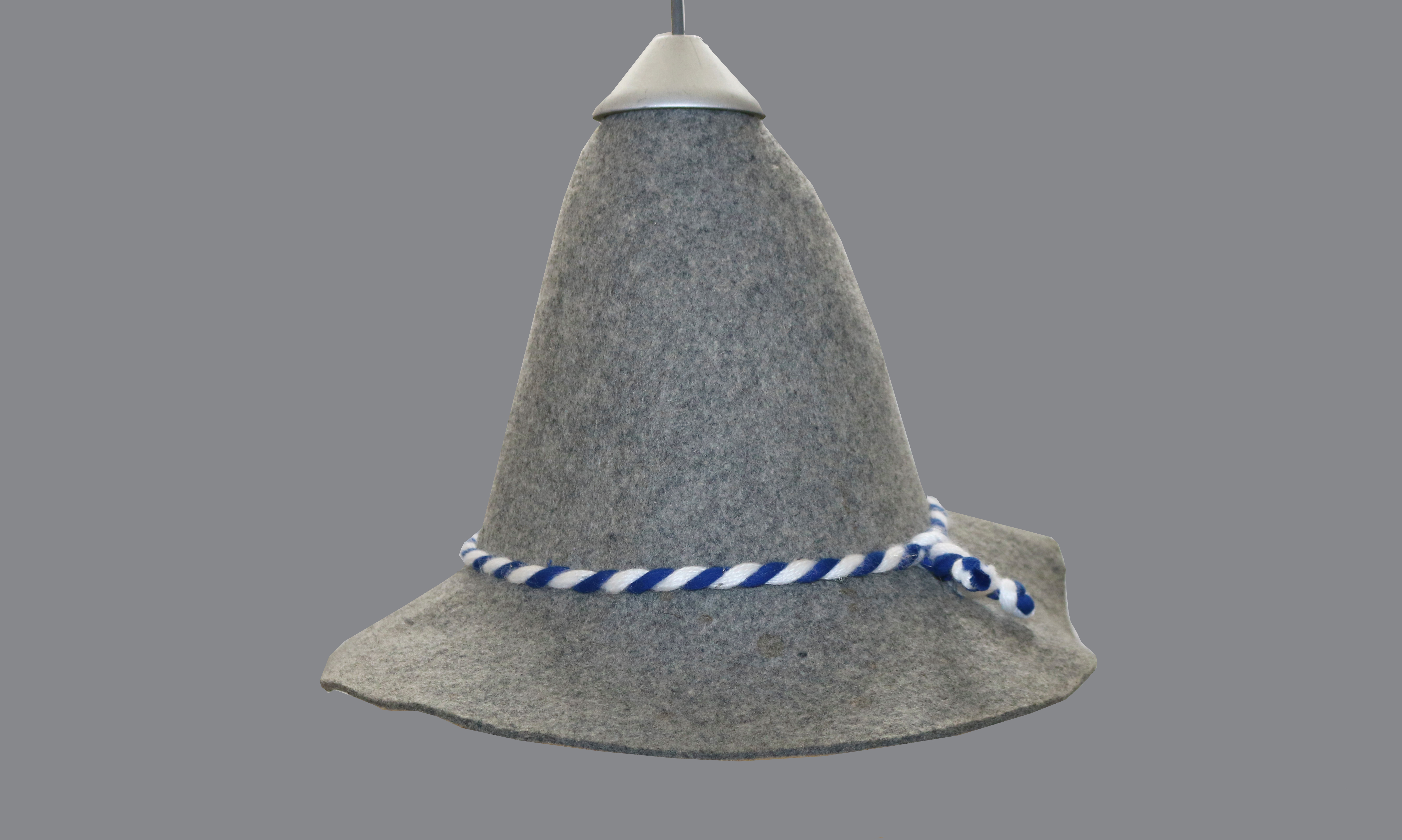 Hängelampe "Seppel" Partyhut mit LED-Lampe. 230V